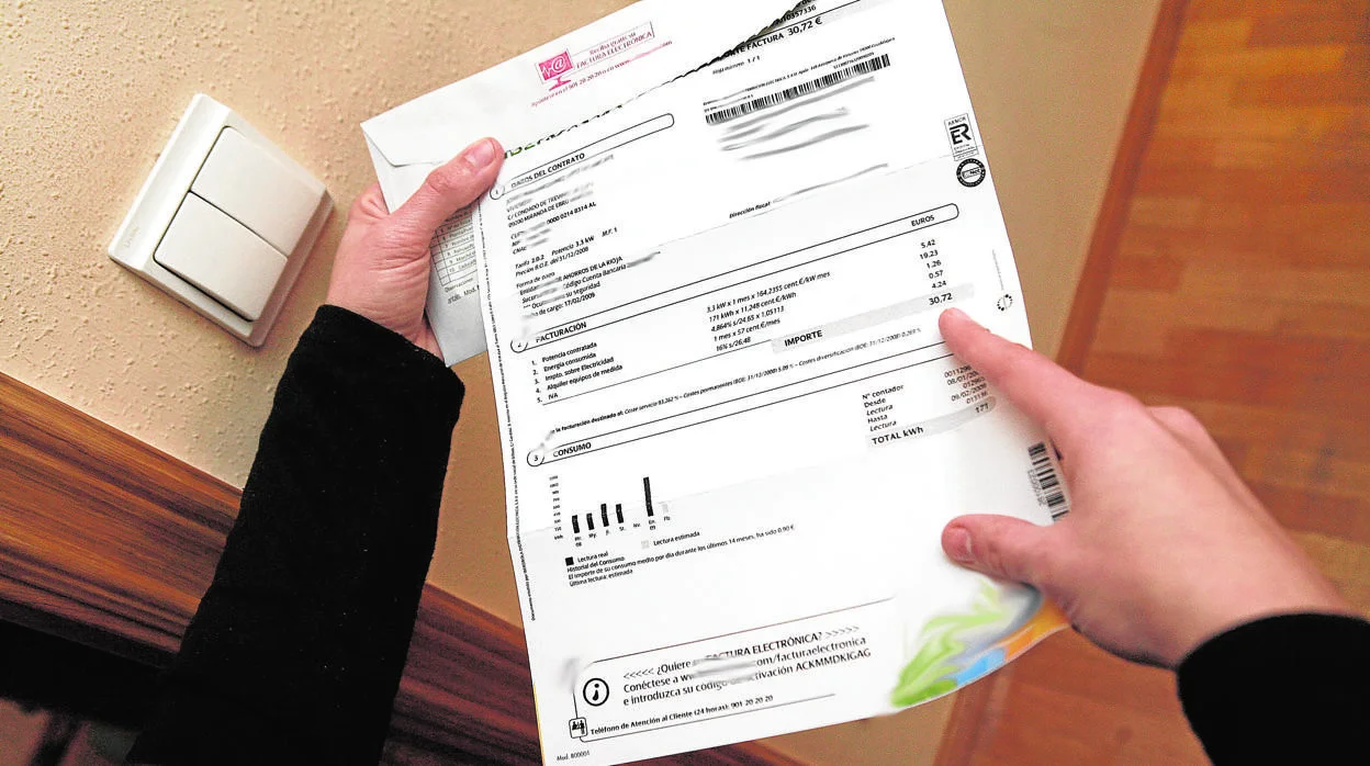 Faktura tailerra: ikasi zure faktura ulertzen eta gutxiago ordaindu!